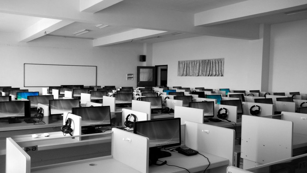 Intégrer l&rsquo;IA dans votre stratégie d&rsquo;entreprise : un défi à relever