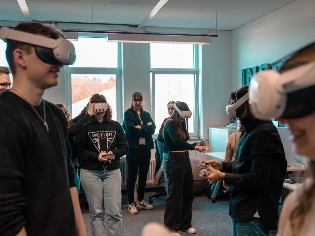 Comment la collaboration OpenAI-Samsung va transformer vos campagnes publicitaires