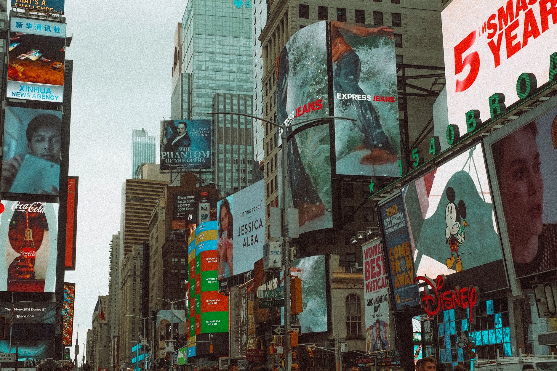 Neuf cas d'usage de l'IA pour optimiser les campagnes marketing