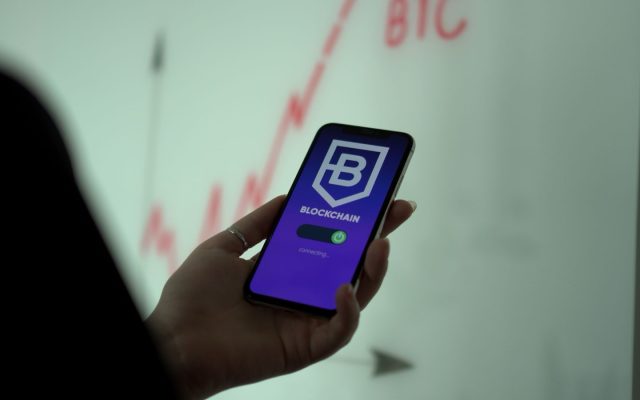 Actualité Crypto.com : l&rsquo;IA derrière les visuels des plateformes crypt