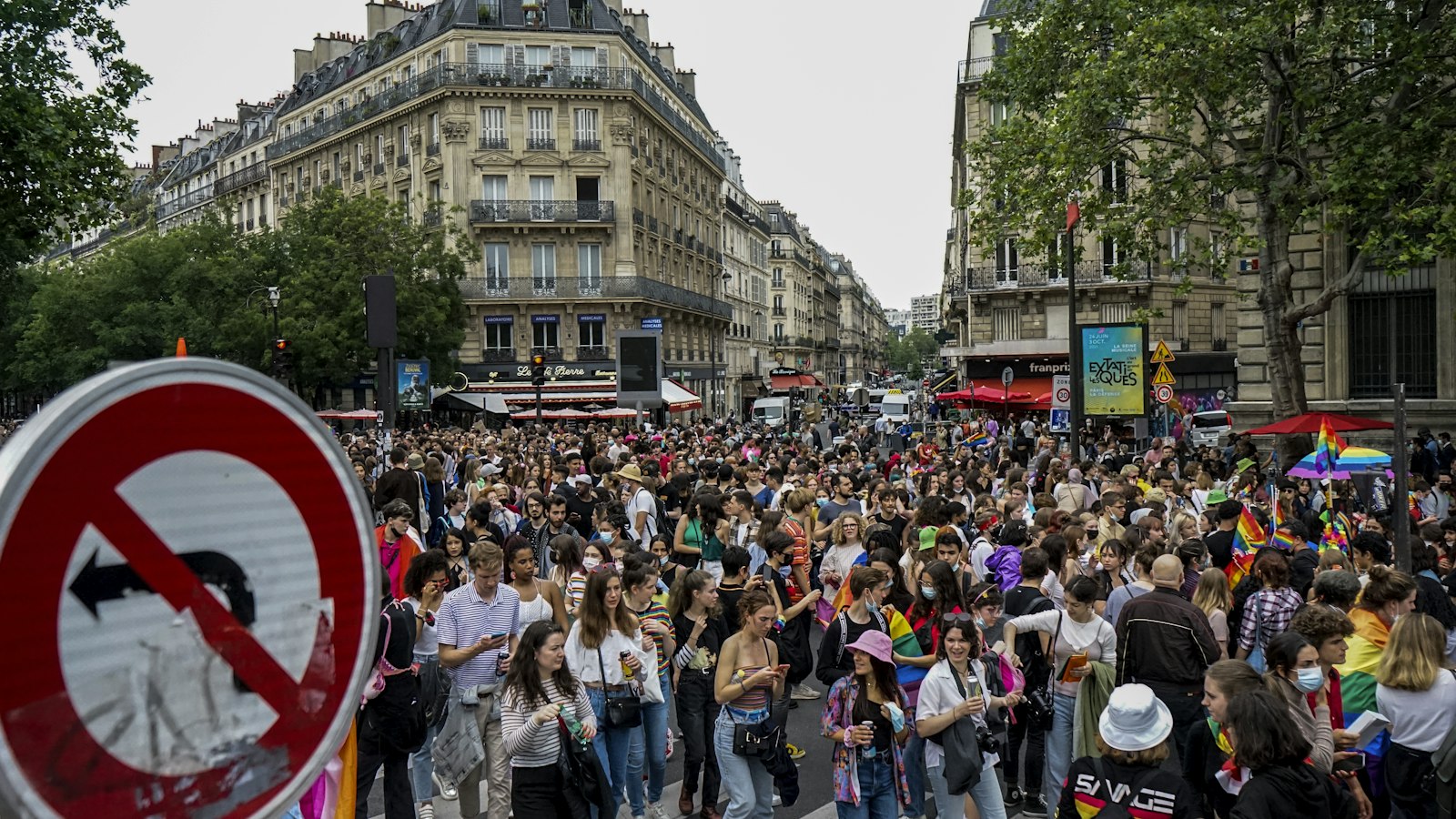 Les lunettes à intelligence artificielle sous le coup d'interdictions mondiales : un frein à l'innovation ?