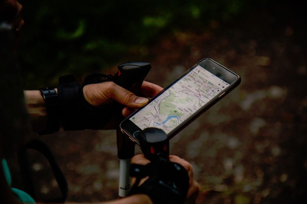 Retrouver la localisation d’un lieu via recherche par image